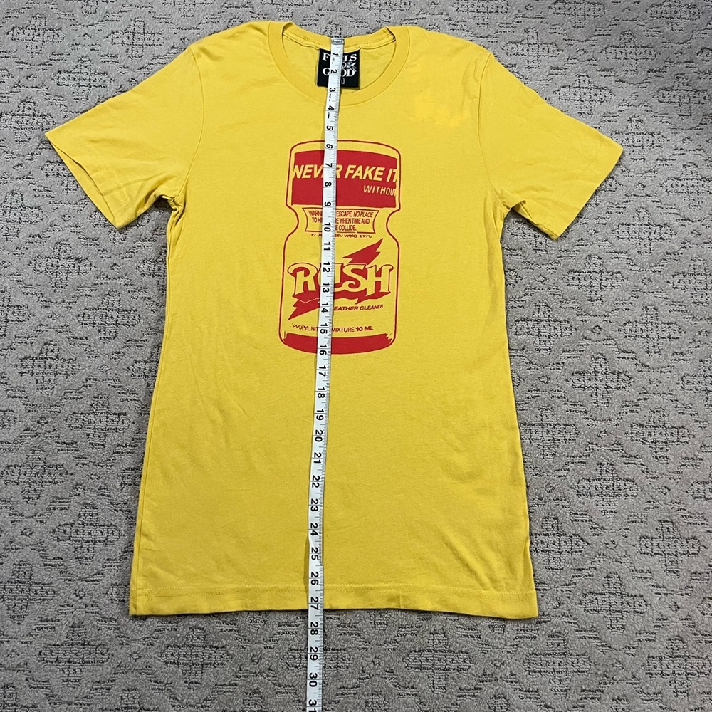 🎸 '22 Rush Band The Twilight Zone Canned Lyrics Clean Yellow Limited Edition Tee - Picture 2 of 11